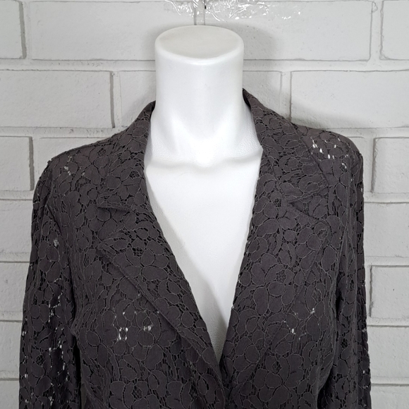 Eyelash Couture Gray Long Sleeve Button Up Blouse. Size Large NWT - Picture 2 of 9